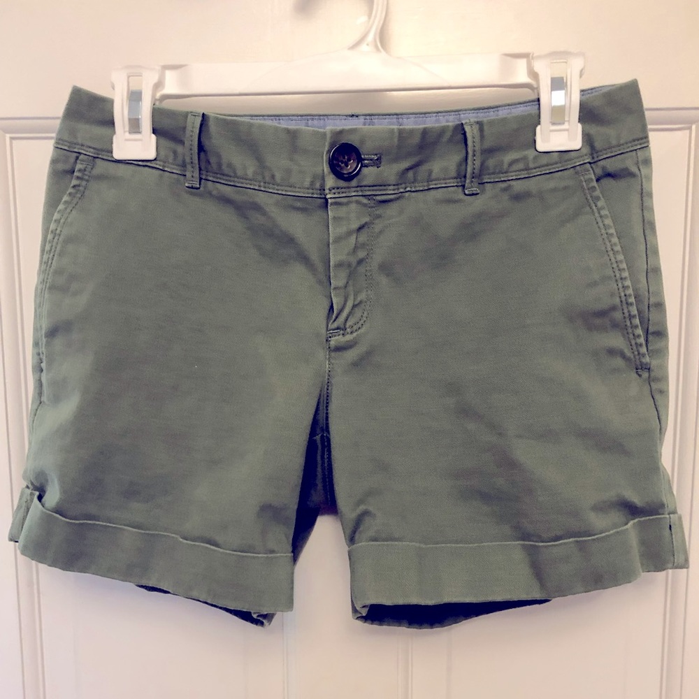 Banana Republic City Chino short